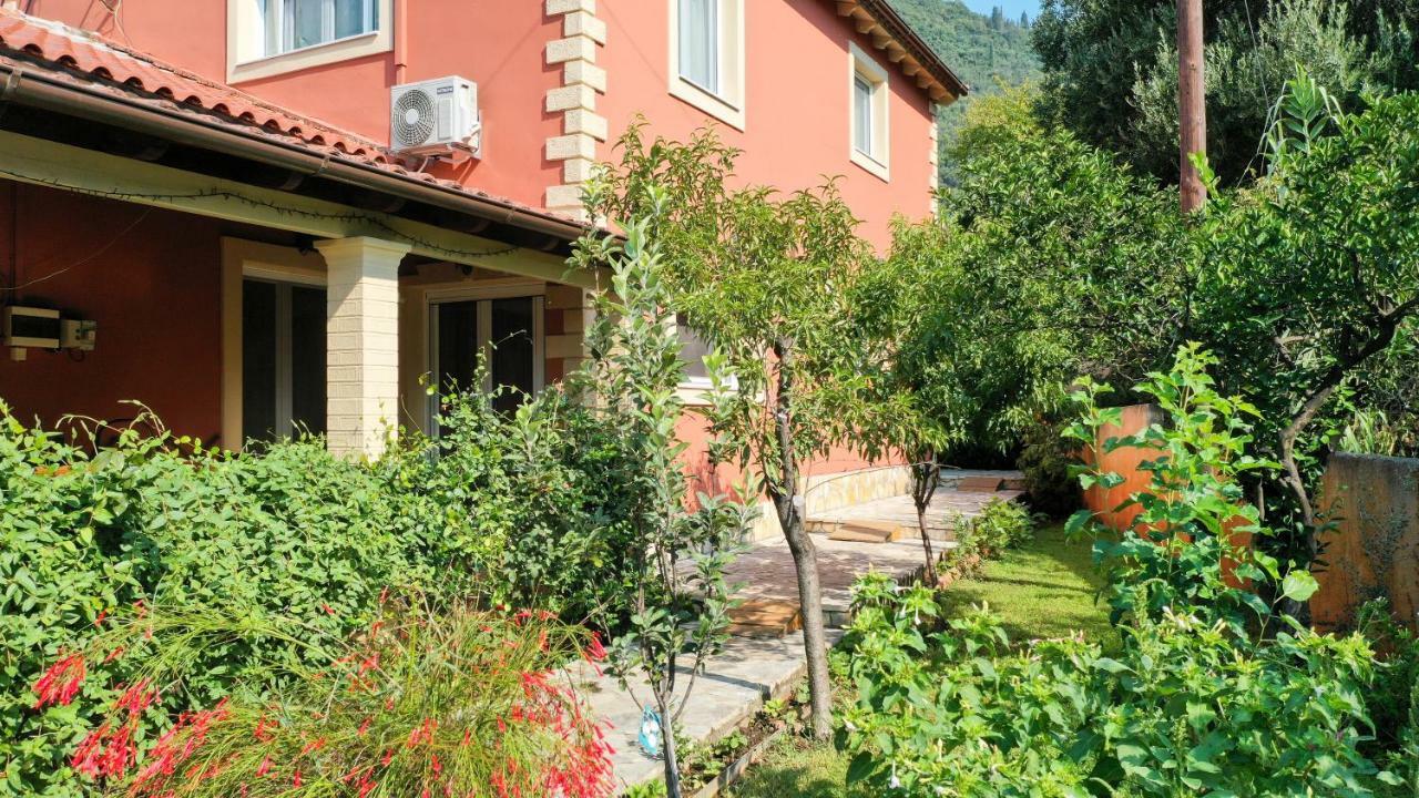 George's Sweet N' Cozy Maisonette In Corfu Apartment *